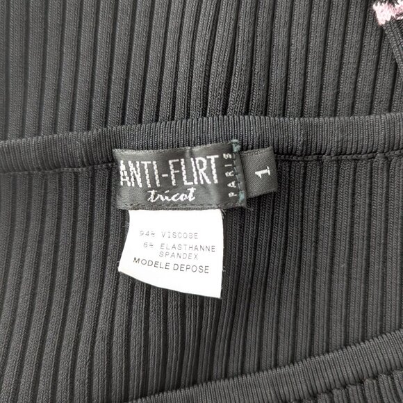 Black and Pink Ribbed Mini Skirt - Picture 4 of 5